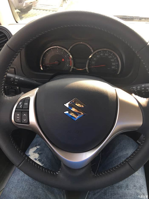 吉姆尼方向盘拆卸与改装4