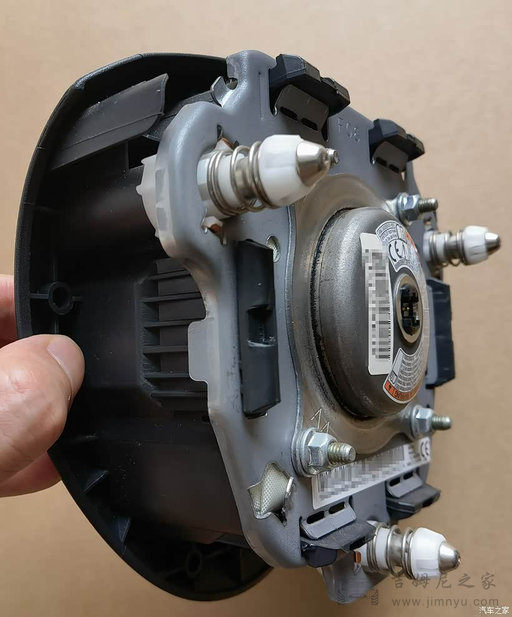 吉姆尼方向盘拆卸与改装7