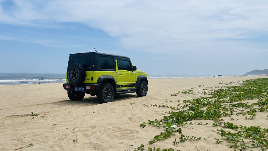 吉姆尼 JB74 沙滩 非铺装道路