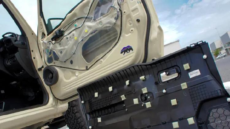 吉姆尼前门内饰板拆卸指南